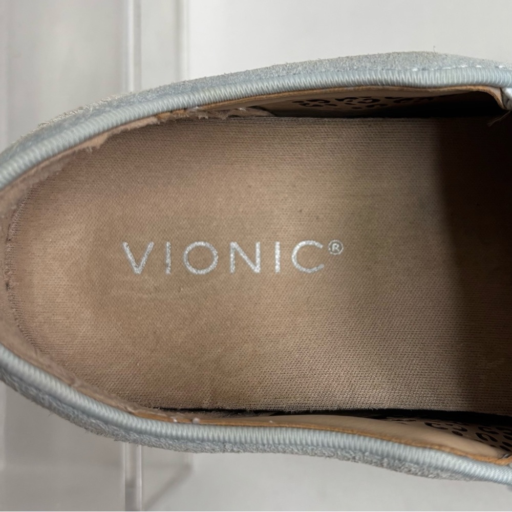 Vionic Kimmie Perf Perforated Suede Slip On Sneaker Blue Gray Size 7 - Picture 15 of 17